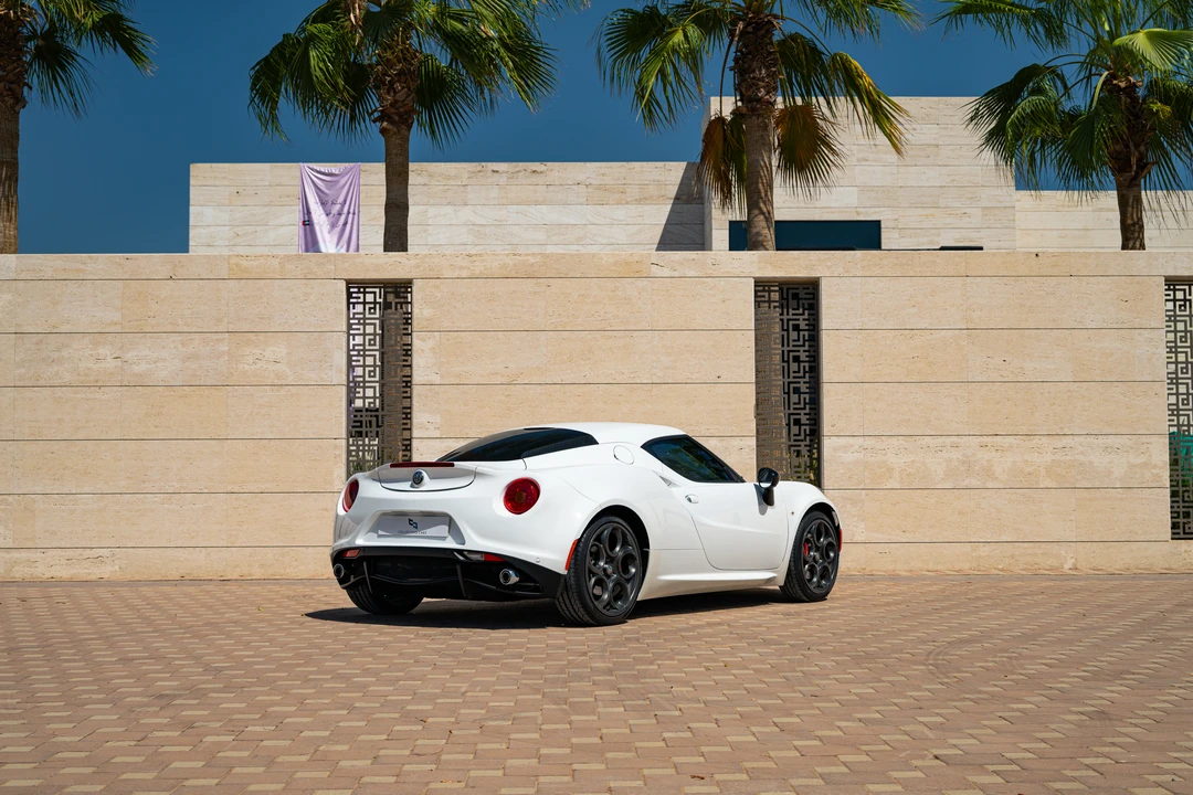 2018 Alfa Romeo 4C Spider - Image 19 of 31