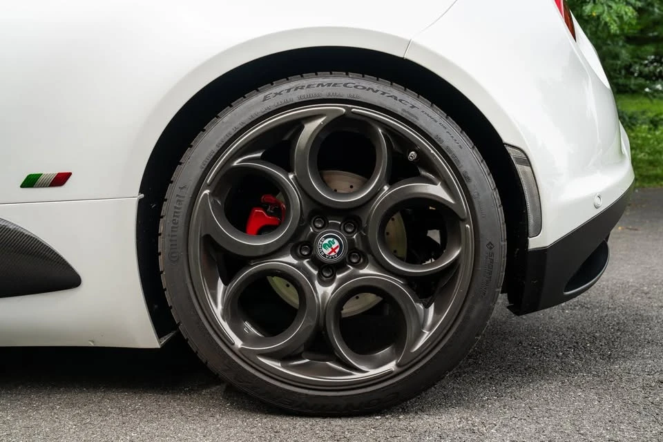 2018 Alfa Romeo 4C Spider - Image 8 of 20