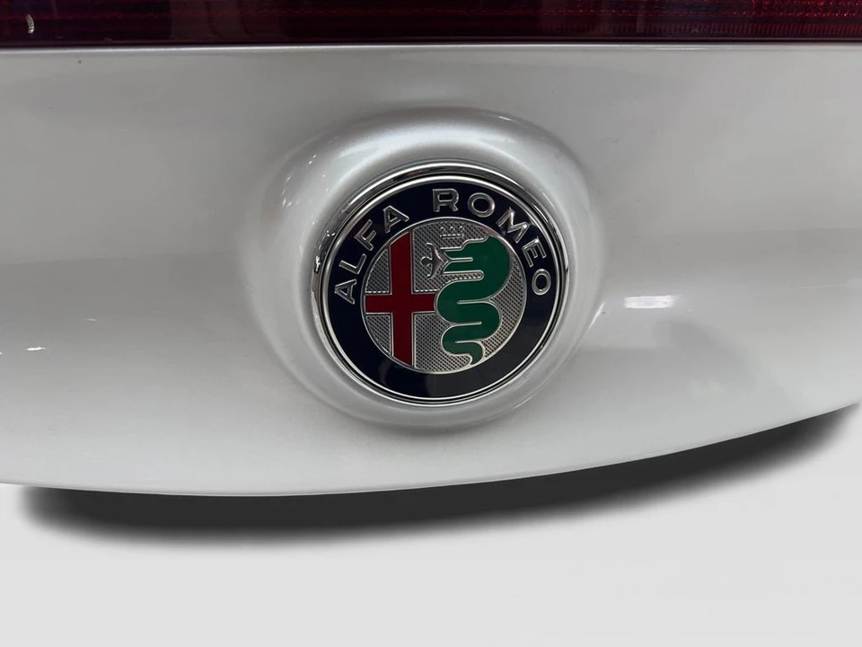 2018 Alfa Romeo 4C - Image 21 of 31