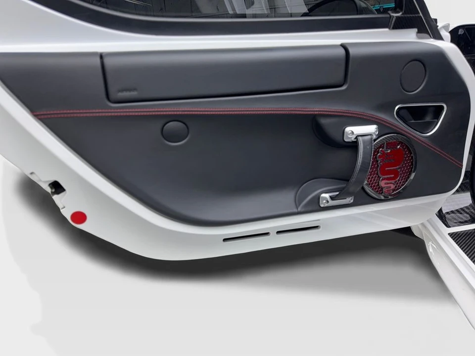 2018 Alfa Romeo 4C - Image 27 of 31