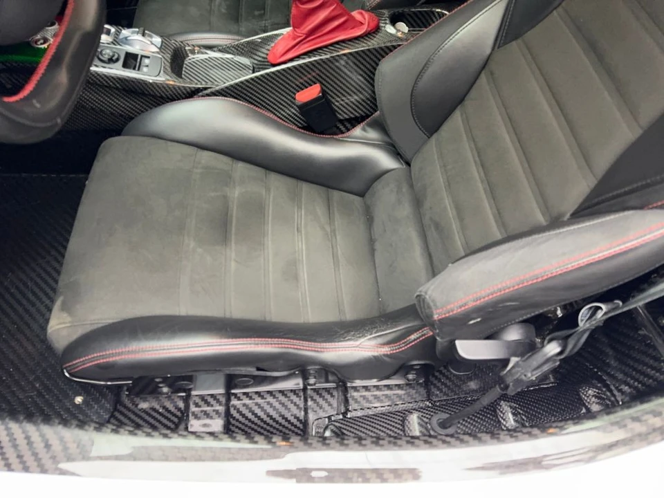 2018 Alfa Romeo 4C - Image 24 of 31