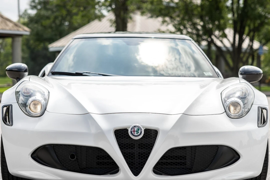 2018 Alfa Romeo 4C Coupe - Image 10 of 31