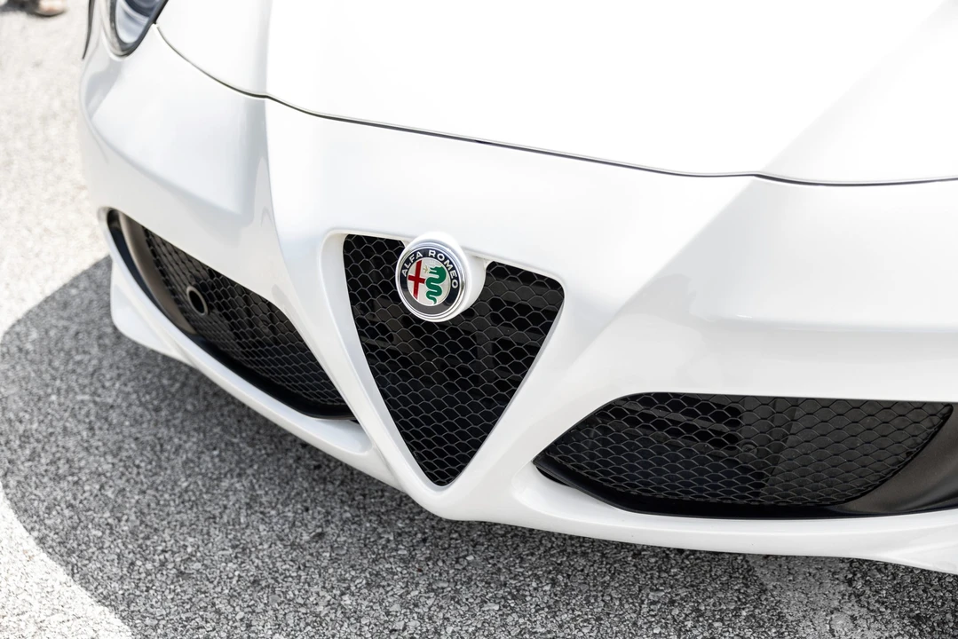 2018 Alfa Romeo 4C Coupe - Image 18 of 31