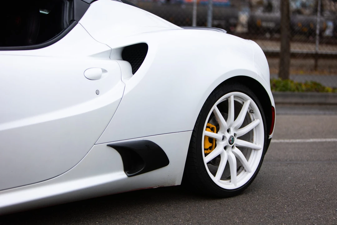 2018 Alfa Romeo 4C Coupe - Image 22 of 31