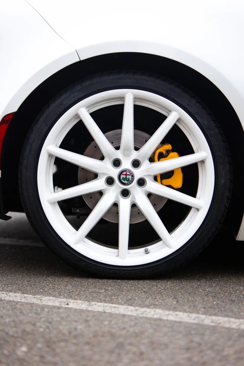 2018 Alfa Romeo 4C Coupe - Image 29 of 31