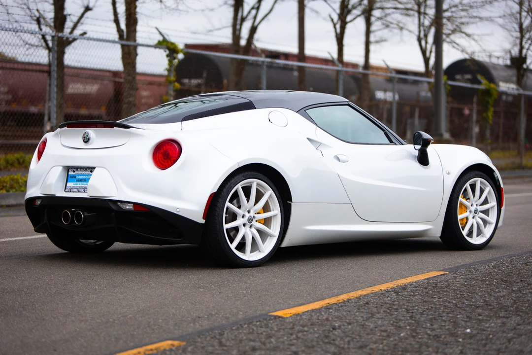 2018 Alfa Romeo 4C Coupe - Image 8 of 31