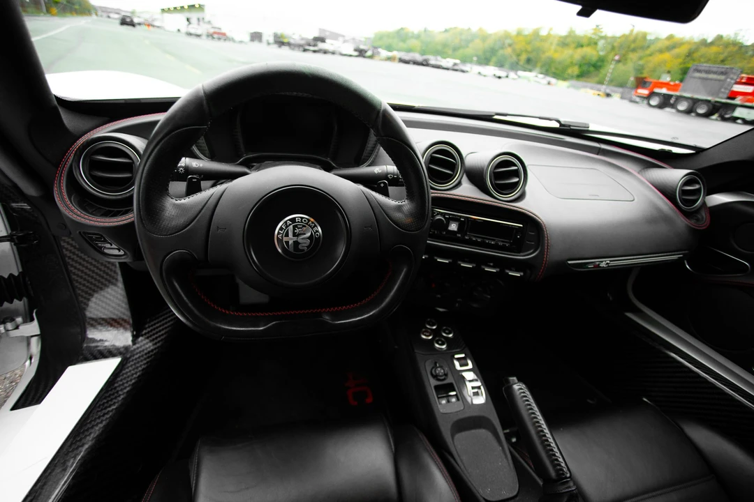 2018 Alfa Romeo 4C Coupe - Image 30 of 31