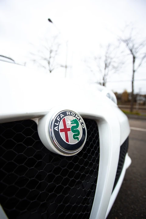 2018 Alfa Romeo 4C Coupe - Image 27 of 31
