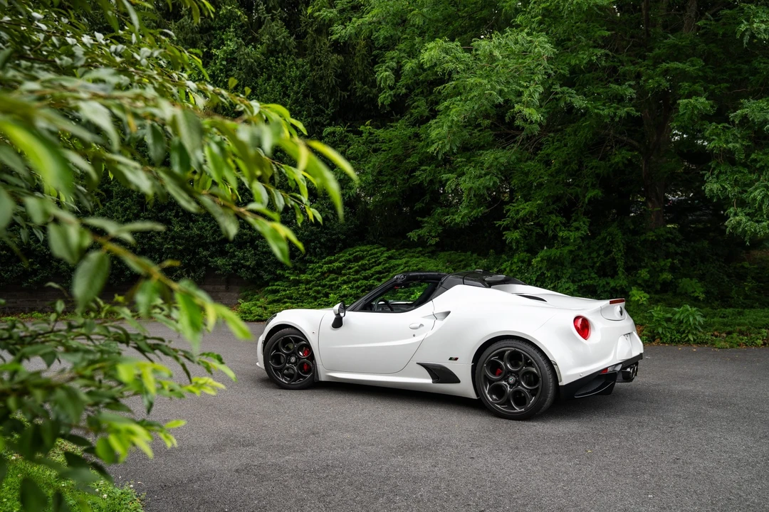 2018 Alfa Romeo 4C Spider - Image 20 of 31