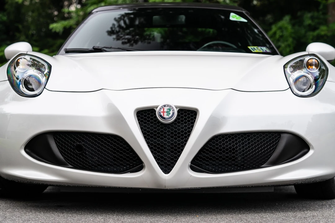 2018 Alfa Romeo 4C Spider - Image 6 of 31