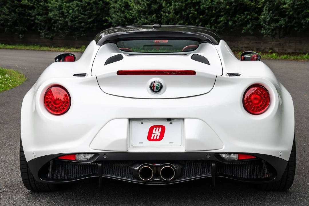 2018 Alfa Romeo 4C Spider - Image 14 of 31