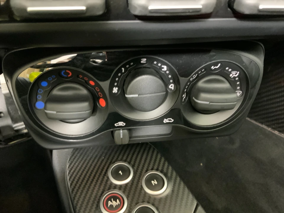 2018 Alfa Romeo 4C Spider - Image 25 of 30