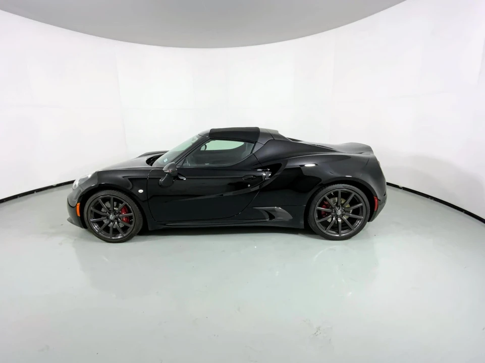 2018 Alfa Romeo 4C Spider - Image 4 of 30
