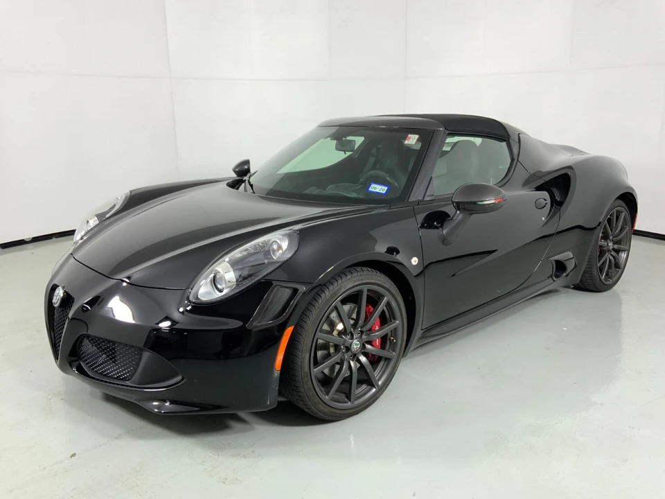 2018 Alfa Romeo 4C Spider - Image 2 of 30