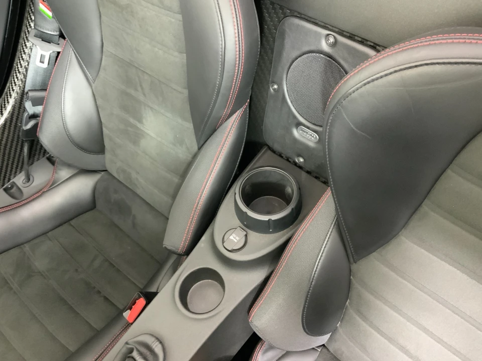 2018 Alfa Romeo 4C Spider - Image 27 of 30