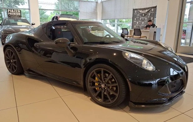 2018 Alfa Romeo 4C Spider - Image 3 of 10