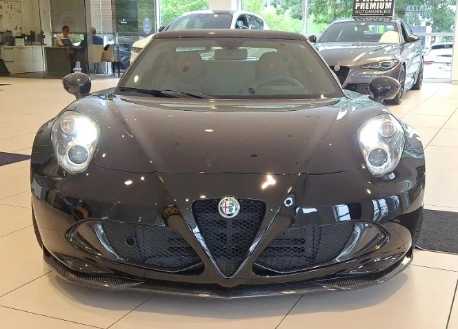 2018 Alfa Romeo 4C Spider - Image 2 of 10