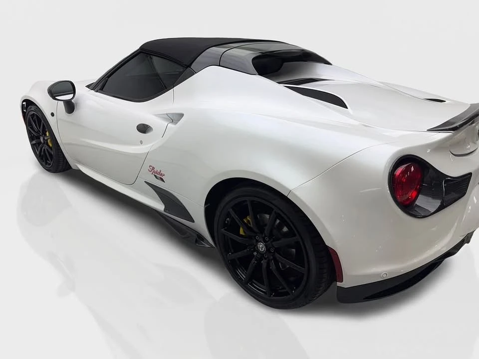 2018 Alfa Romeo 4C Spider - Image 13 of 19
