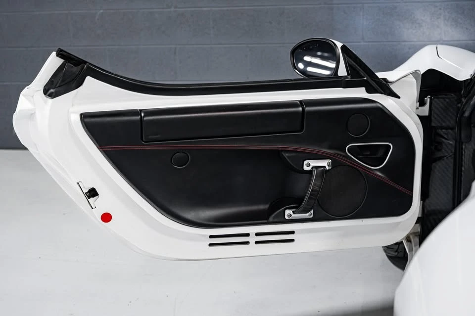 2018 Alfa Romeo 4C Spider - Image 11 of 17