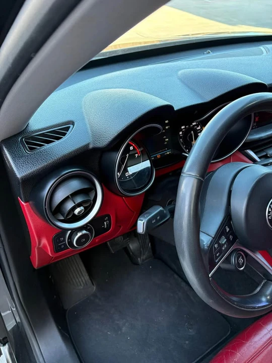 2018 Alfa Romeo 4C Spider - Image 5 of 14