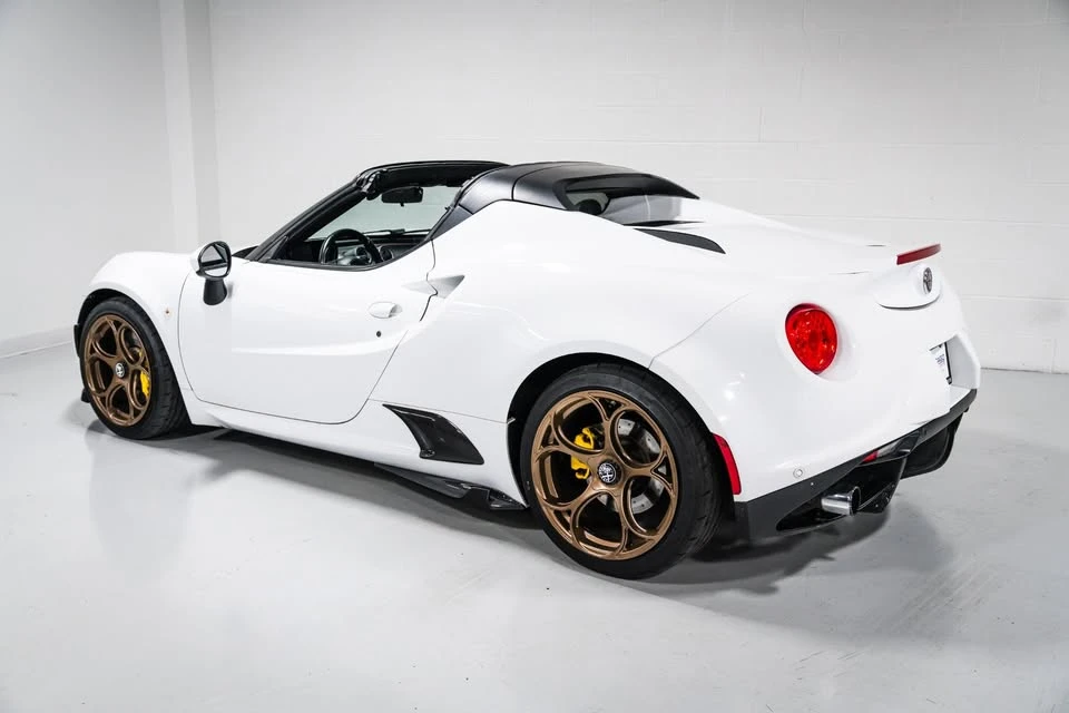 2018 Alfa Romeo 4C Spider - Image 5 of 16