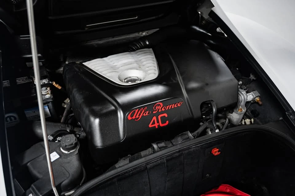 2018 Alfa Romeo 4C Spider - Image 16 of 16