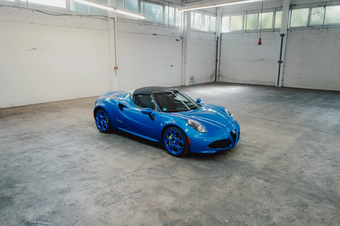 2018 Alfa Romeo 4C Spider - Image 11 of 31