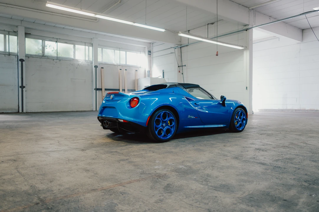 2018 Alfa Romeo 4C Spider - Image 5 of 31