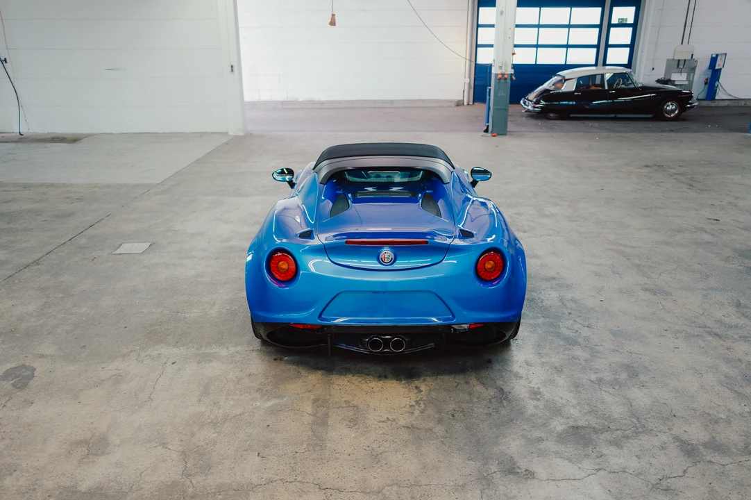 2018 Alfa Romeo 4C Spider - Image 14 of 31
