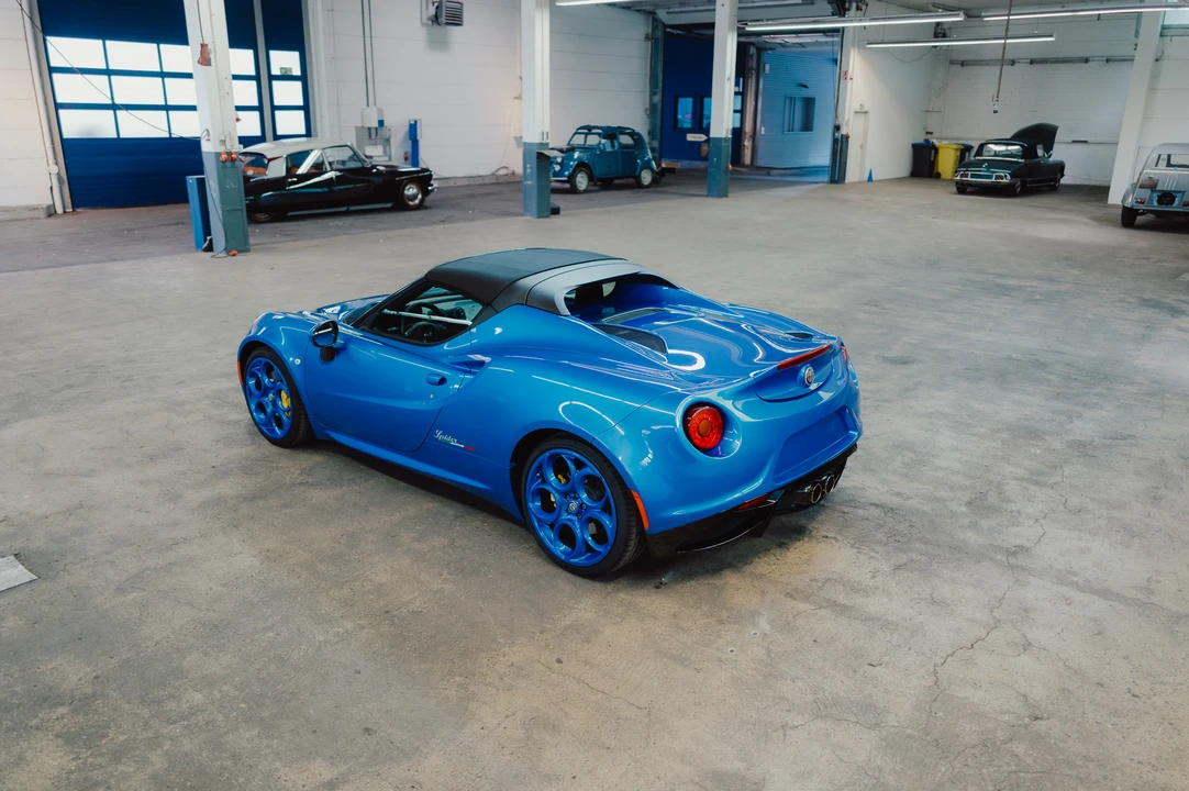 2018 Alfa Romeo 4C Spider - Image 15 of 31
