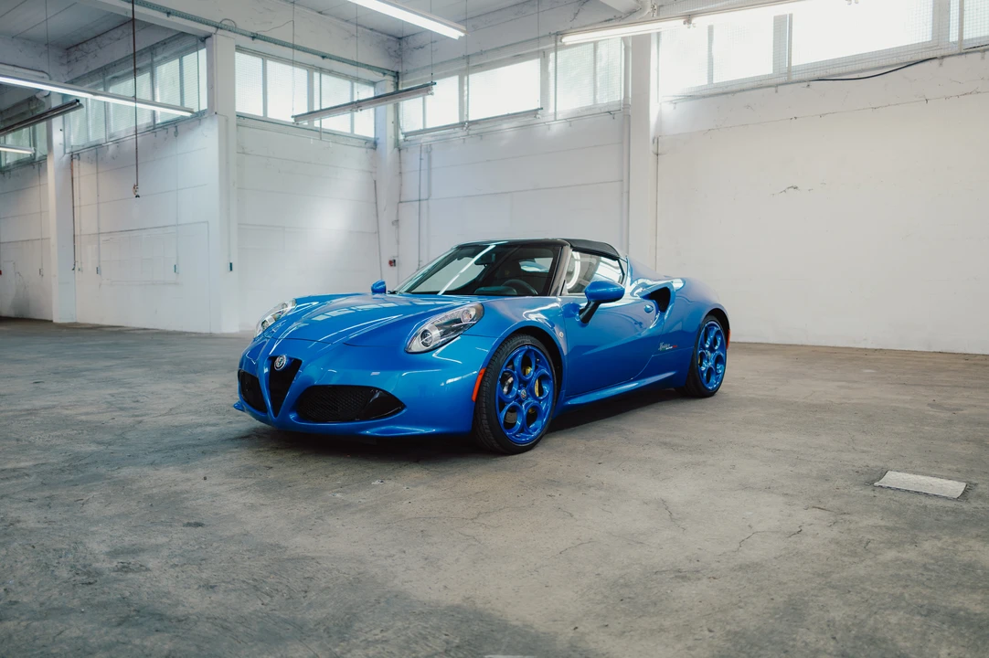 2018 Alfa Romeo 4C Spider - Image 9 of 31