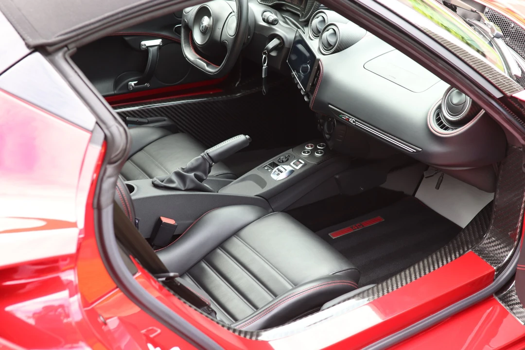 2018 Alfa Romeo 4C Spider - Image 16 of 31