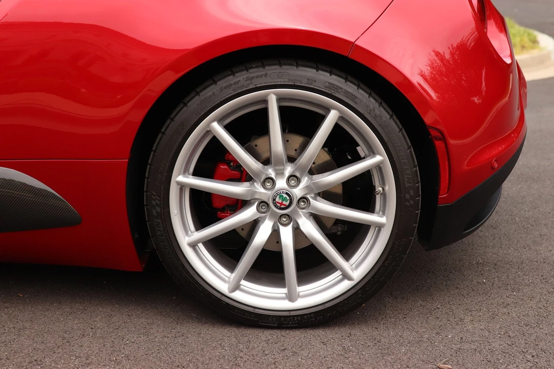 2018 Alfa Romeo 4C Spider - Image 25 of 31