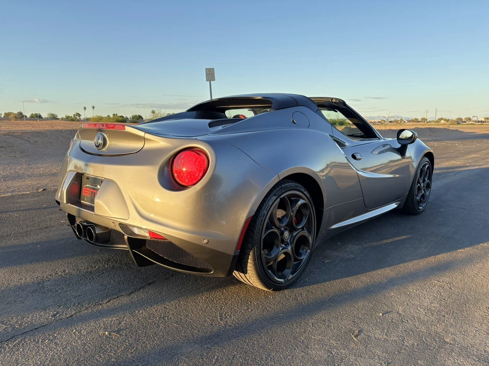 2018 Alfa Romeo 4C Spider - Image 15 of 31