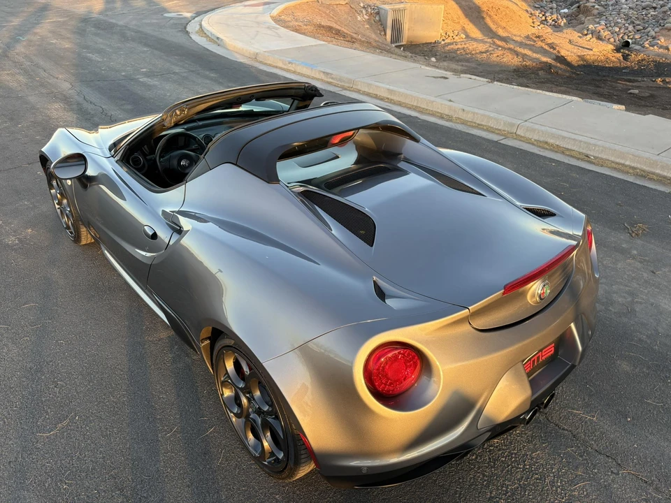 2018 Alfa Romeo 4C Spider - Image 10 of 31