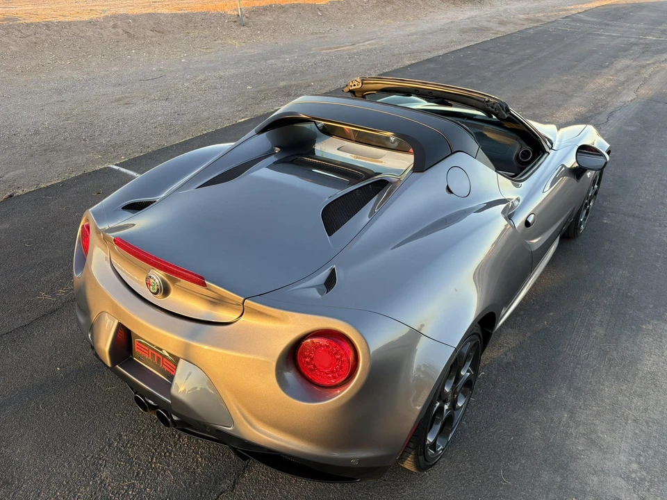 2018 Alfa Romeo 4C Spider - Image 14 of 31
