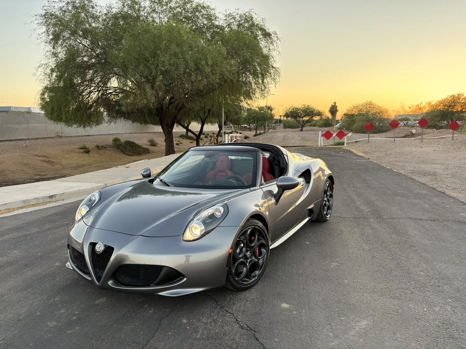 2018 Alfa Romeo 4C Spider - Image 23 of 31