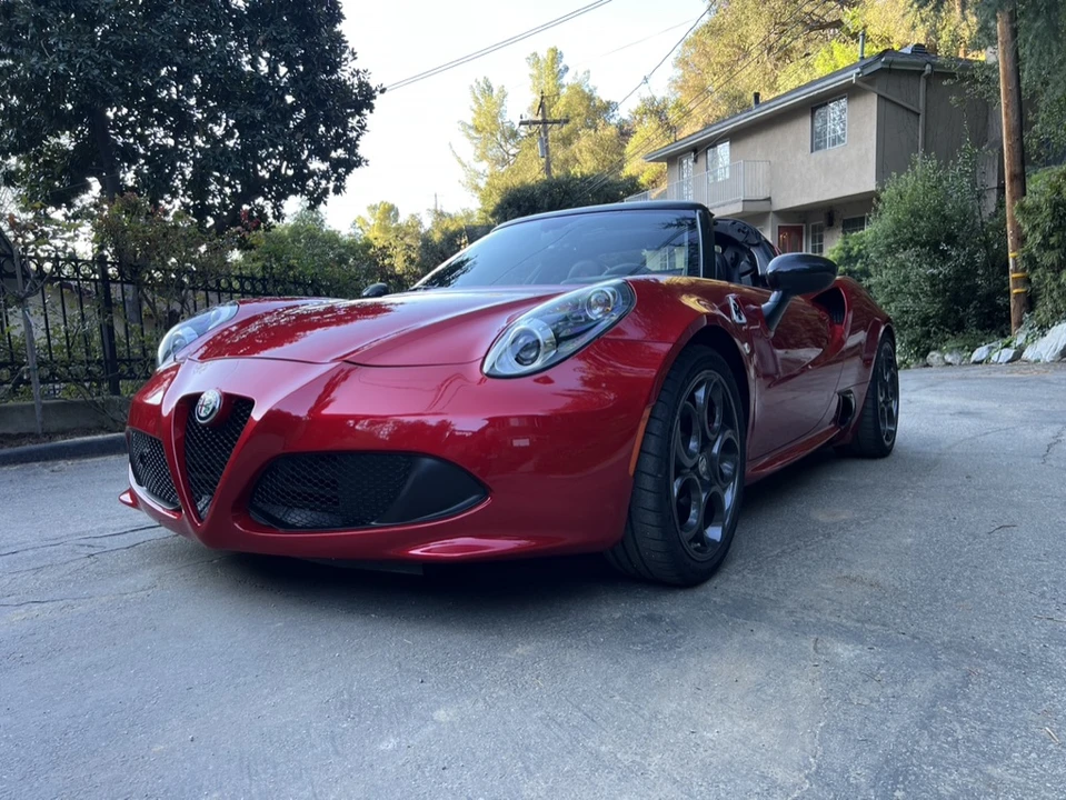 2018 Alfa Romeo 4C Spider - Image 3 of 31