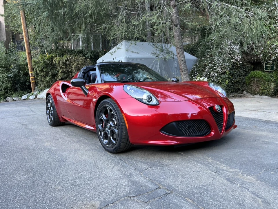 2018 Alfa Romeo 4C Spider - Image 6 of 31
