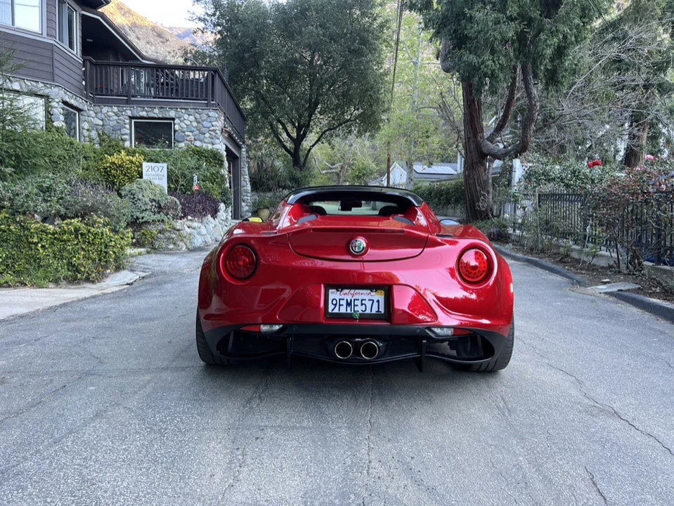 2018 Alfa Romeo 4C Spider - Image 13 of 31