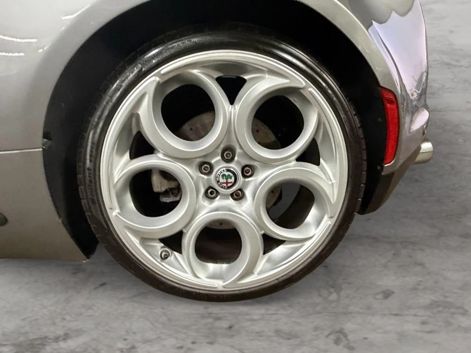 2018 Alfa Romeo 4C Spider - Image 5 of 21