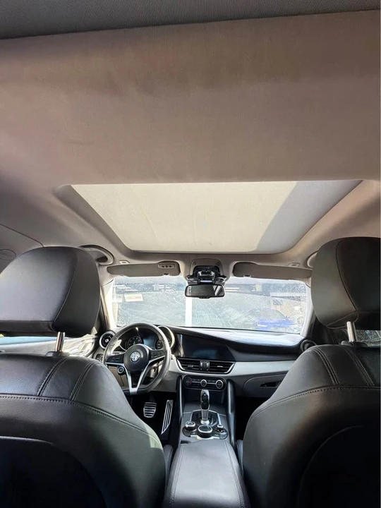 2018 Alfa Romeo Giulia - Image 5 of 6