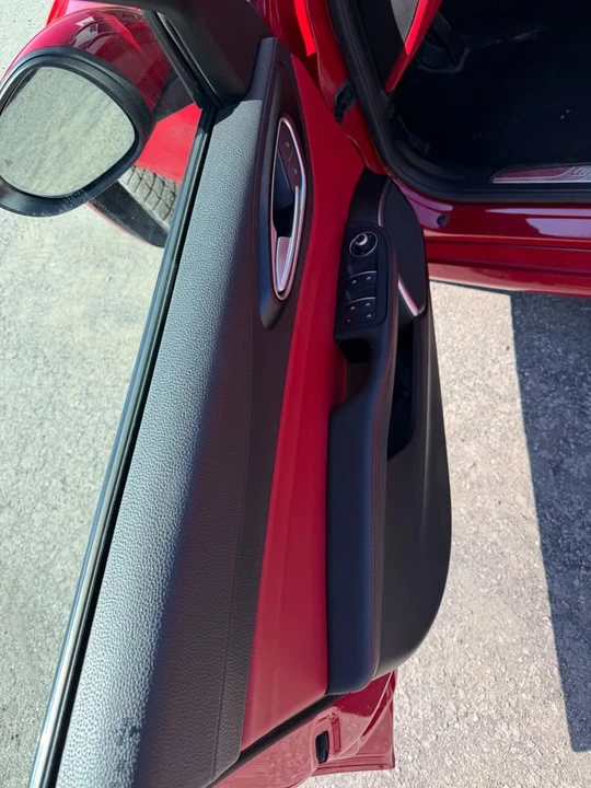 2018 Alfa Romeo Giulia - Image 8 of 15