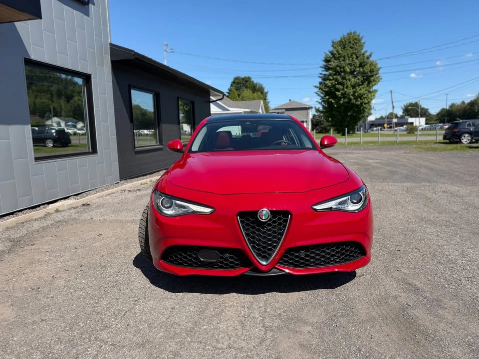 2018 Alfa Romeo Giulia - Image 3 of 15