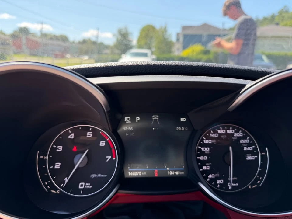 2018 Alfa Romeo Giulia - Image 15 of 15