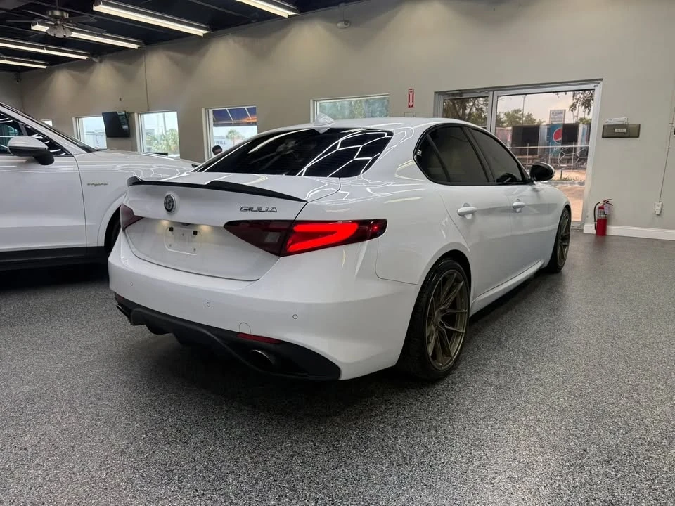 2018 Alfa Romeo Giulia - Image 6 of 20