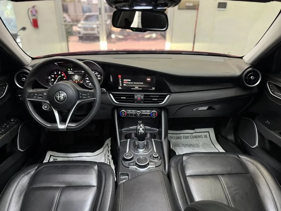2018 Alfa Romeo Giulia - Image 19 of 19