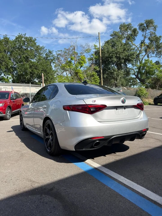 2018 Alfa Romeo Giulia - Image 4 of 20
