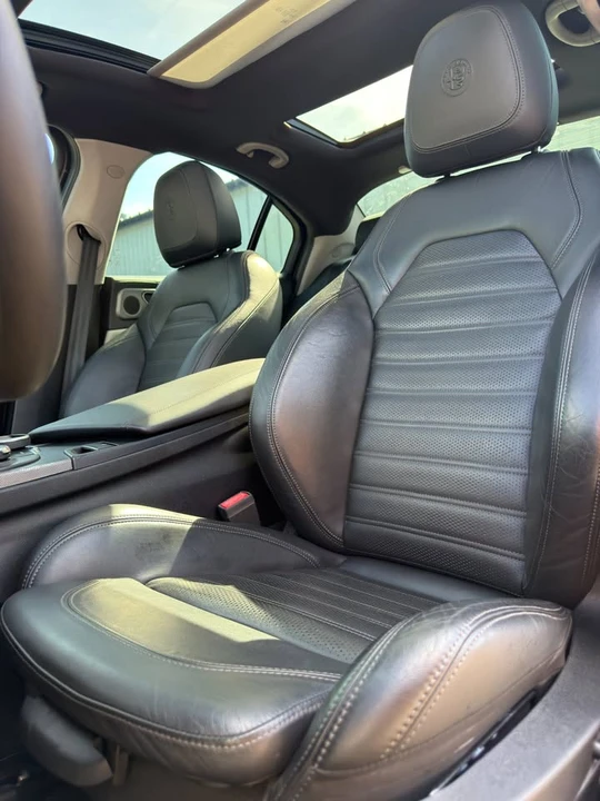 2018 Alfa Romeo Giulia - Image 8 of 20