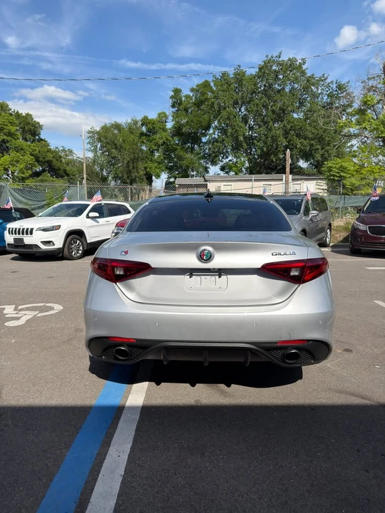 2018 Alfa Romeo Giulia - Image 7 of 20
